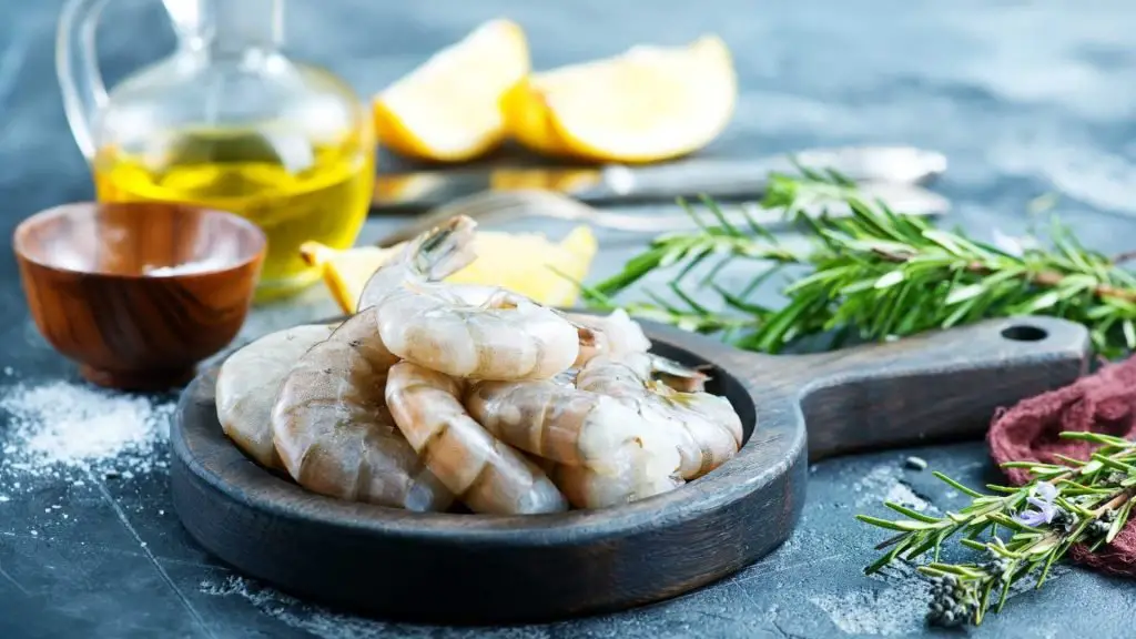 How you should prepare shrimp to your chihuahua